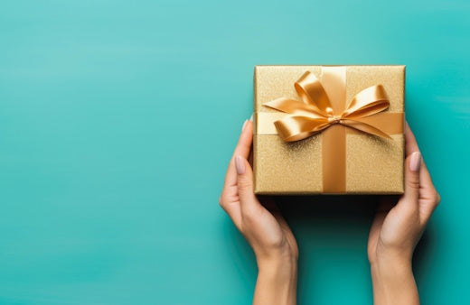 hands holding a gift